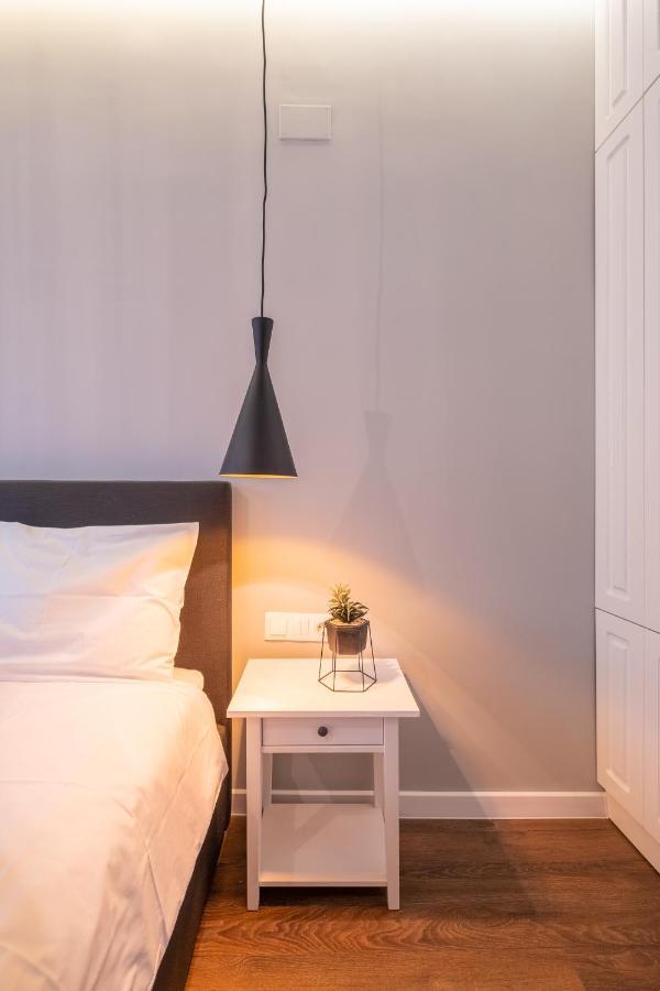סופיה Designer & Cozy 2Bd Flat With A Parking In The City Center By Flat Mаnager מראה חיצוני תמונה
